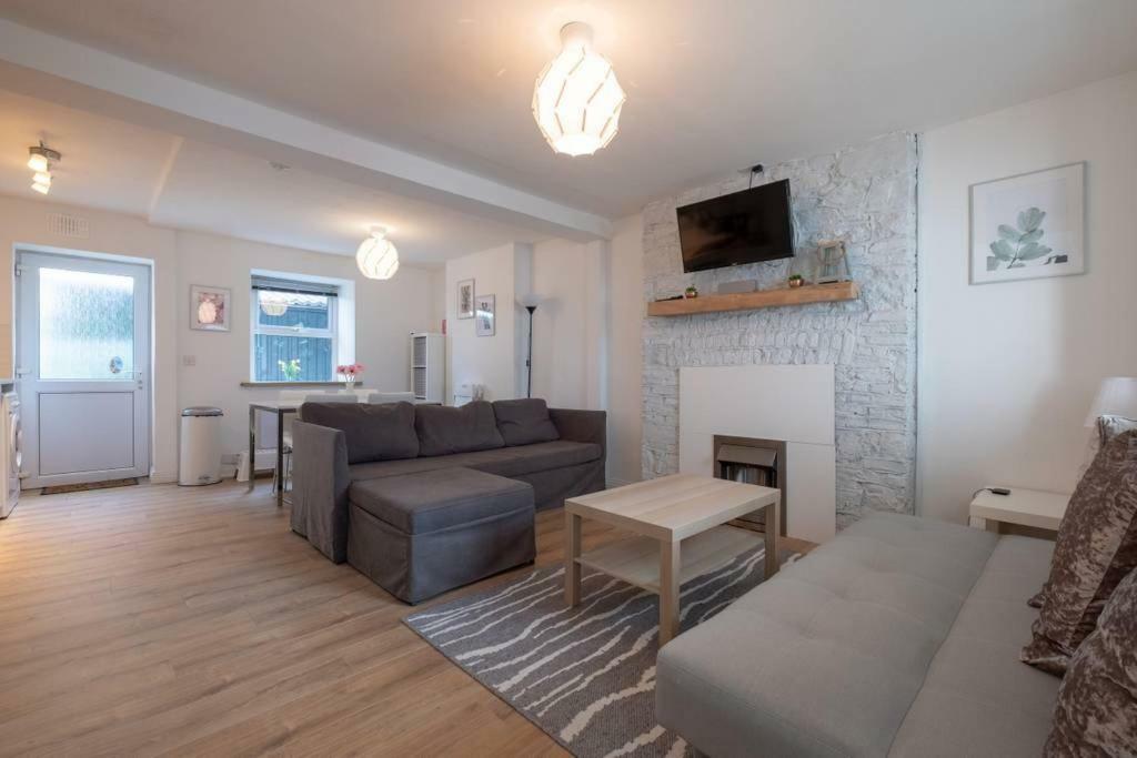 Galway City Cottage *