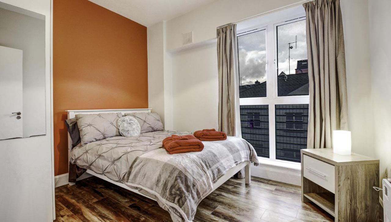 Central City Chic Apartment *