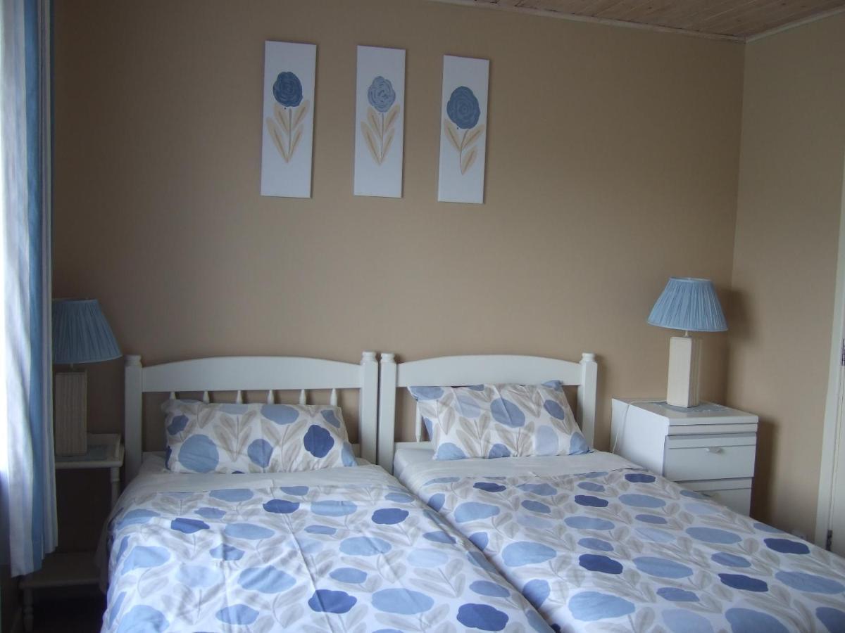 Sunnymeade Accommodation With Sea View Holiday home *
