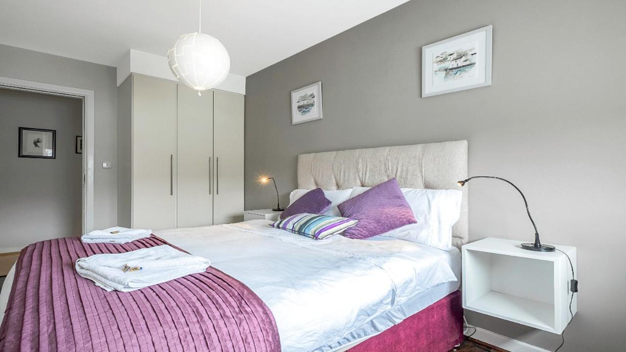 Harbourside Apartment *