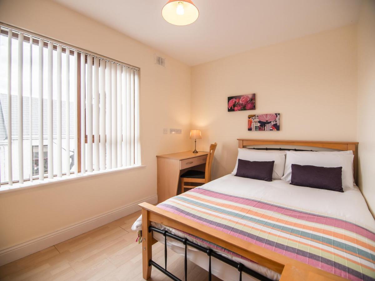 Donegan Court 3*