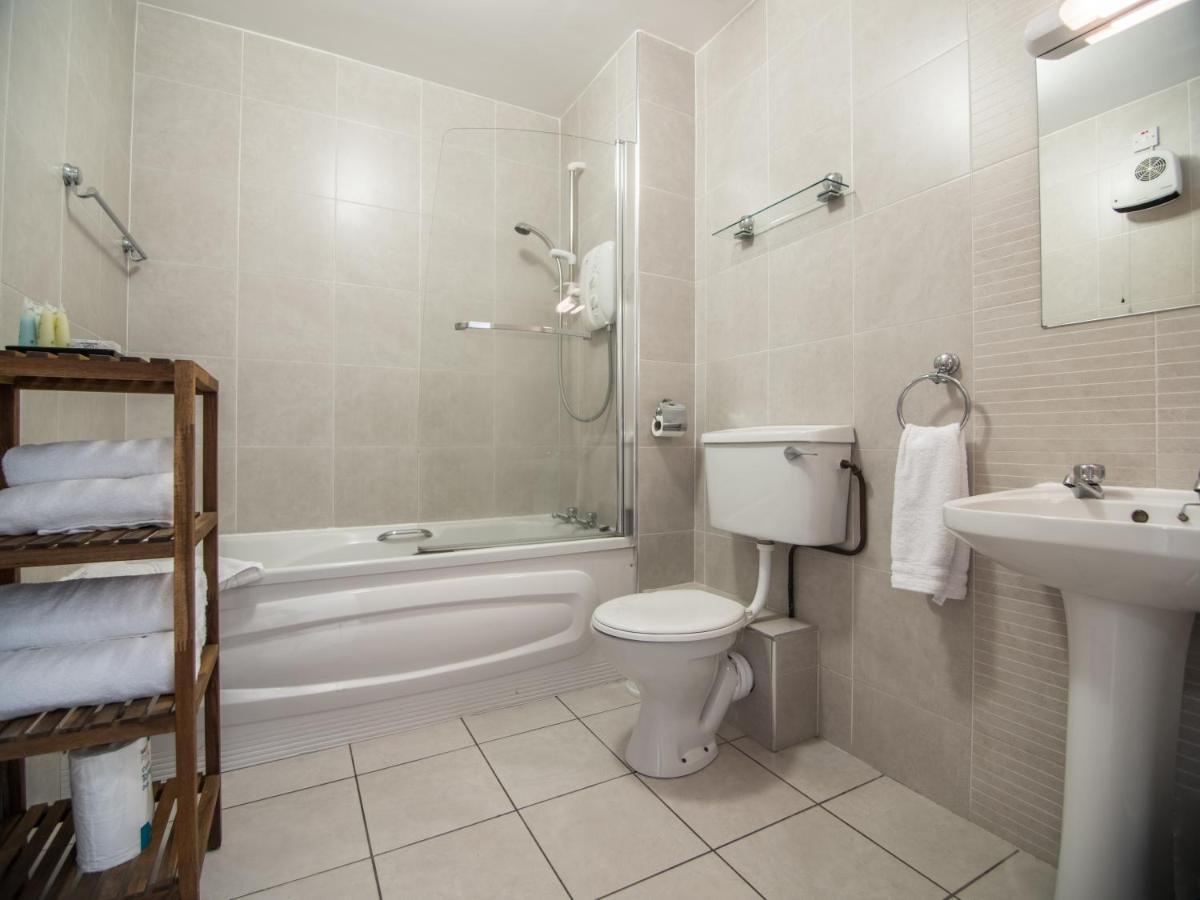 Aparthotel Donegan Court
