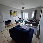 Cosy Beachfront Apartment In Salthill Galway City