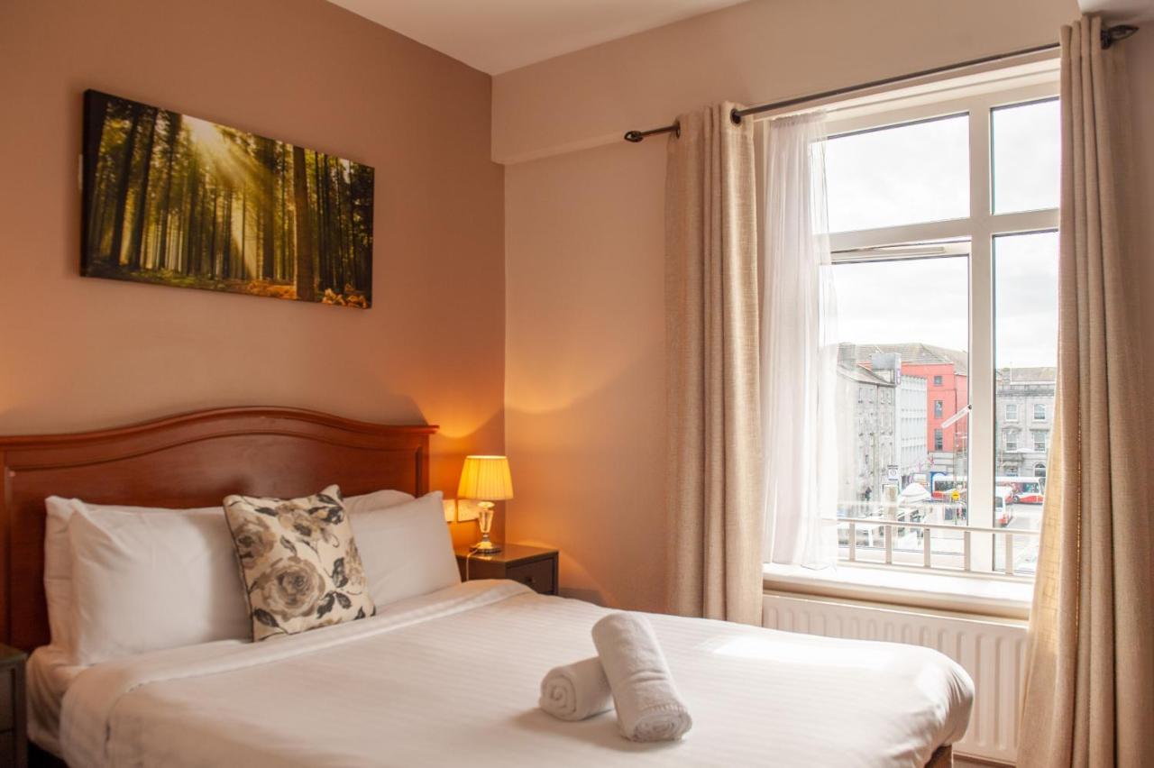 Hotel Thirteen On The Green - Eyre Square 3*