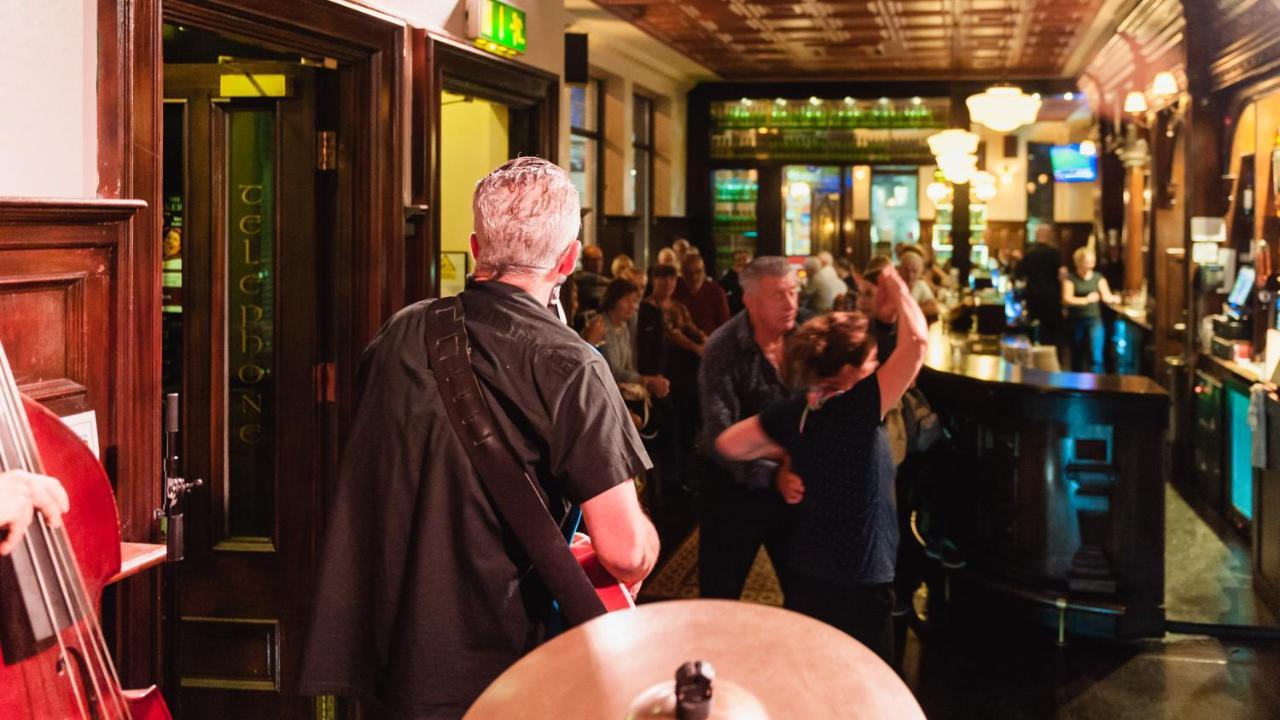 Thirteen On The Green - Eyre Square Hotel 3*