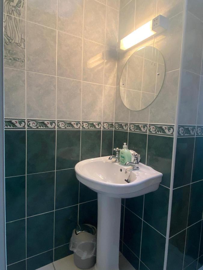 Guest house Woodhaven Manor H91rc9d