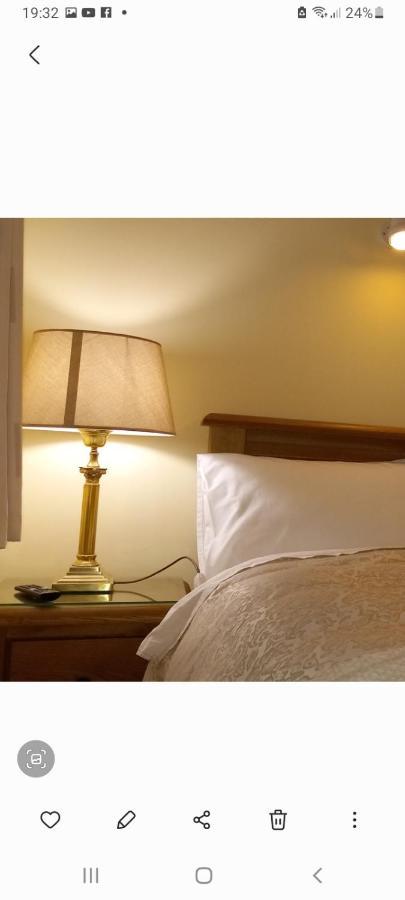 Guest house Woodhaven Manor H91rc9d