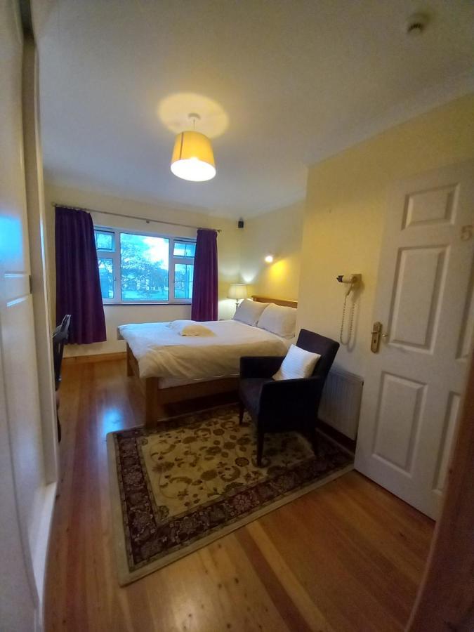 Woodhaven Manor H91rc9d Guest house Galway