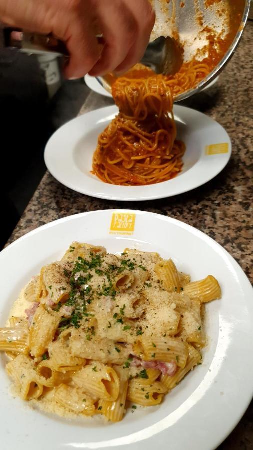 Homestay Pasta Factory Guest