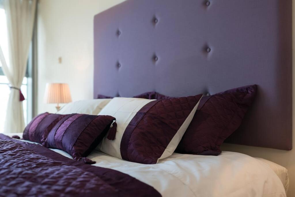 Luxury Center Penthouse - Location Apartment Galway