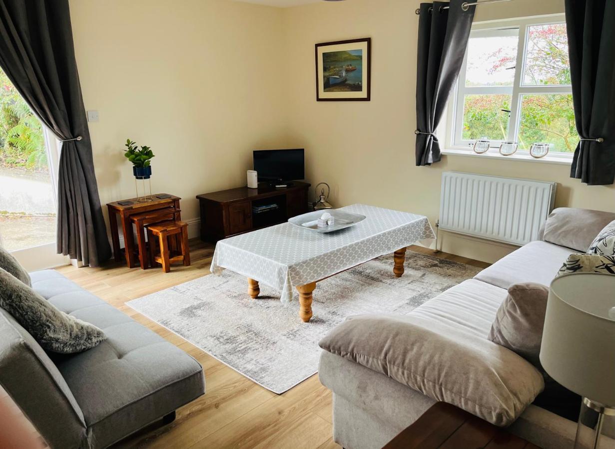 Hillcrest Lodge, Private On Lough Corrib, Oughterard Apartment