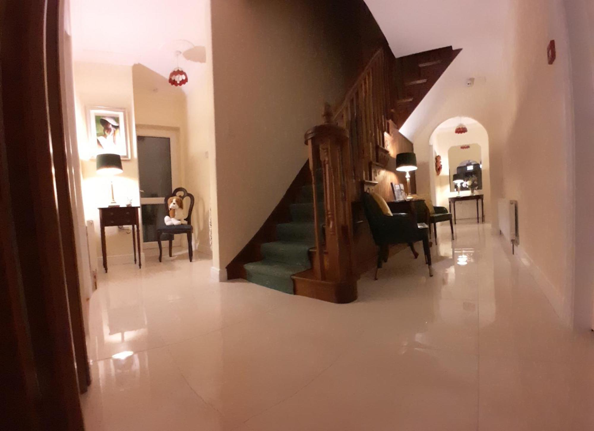 Woodhaven Manor H91rc9d Guest house 4*
