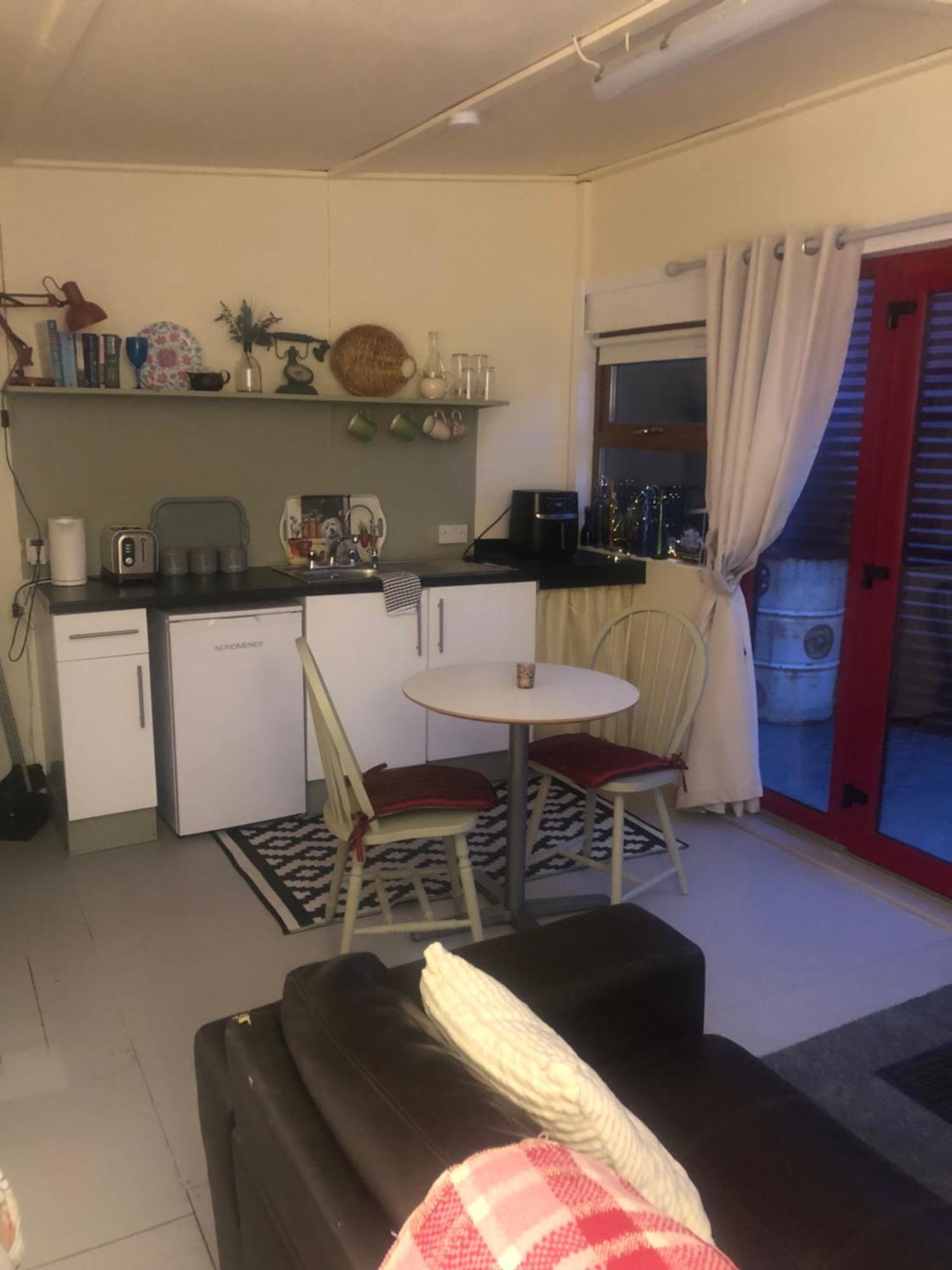 Bob's Apartment *