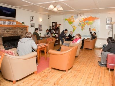 Hostel Snoozles Quay Street Tourist Galway