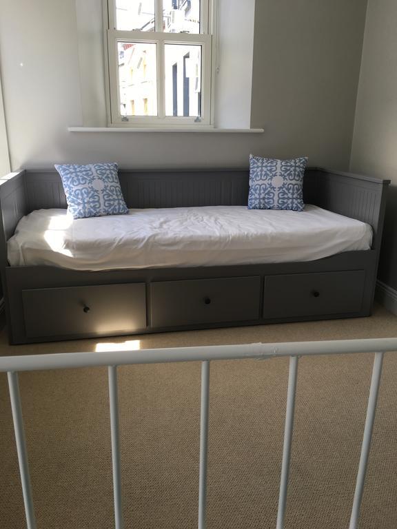 Merrion Townhouse 4*