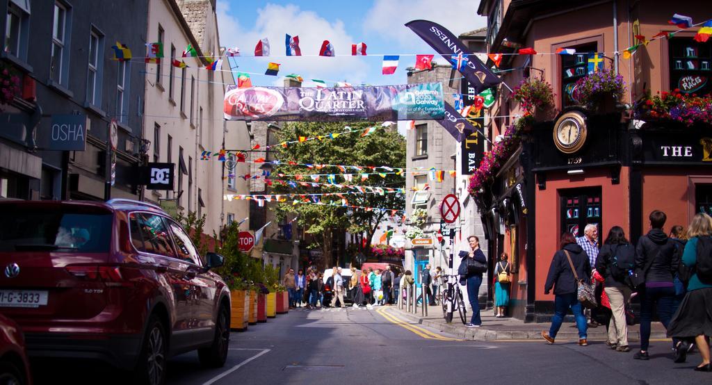 7 Boutique Hotel 4* Galway