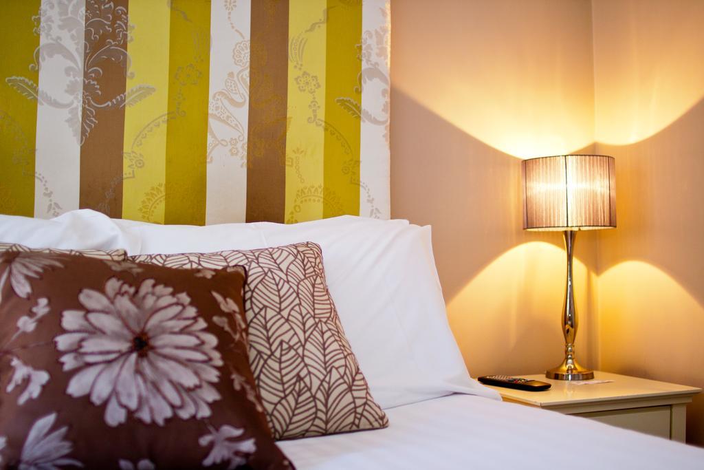 7 Boutique Hotel 4* Galway
