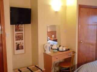 Hotel Holiday