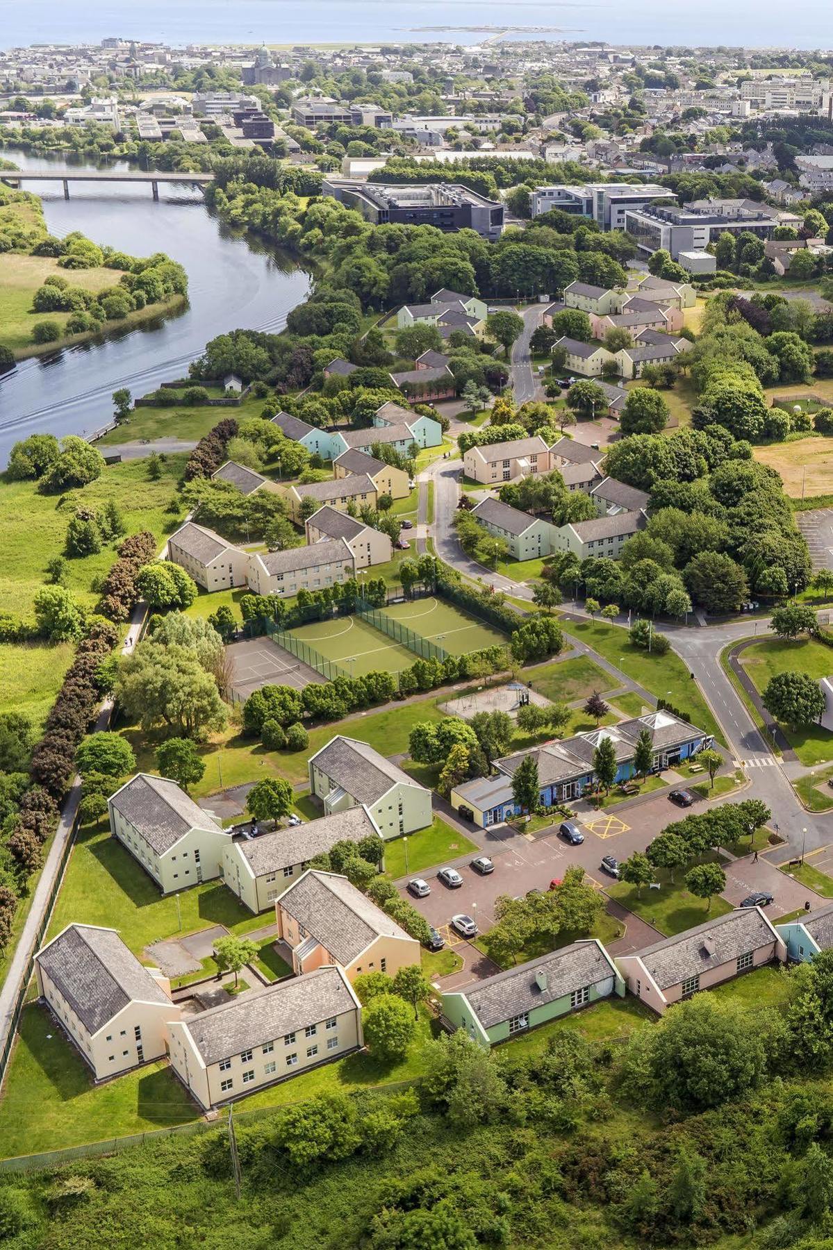 Apartment Corrib Village Of Galway