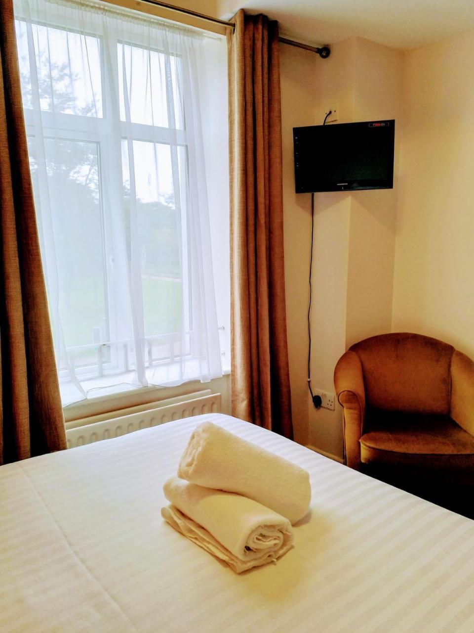 Hotel Thirteen On The Green - Eyre Square 3*