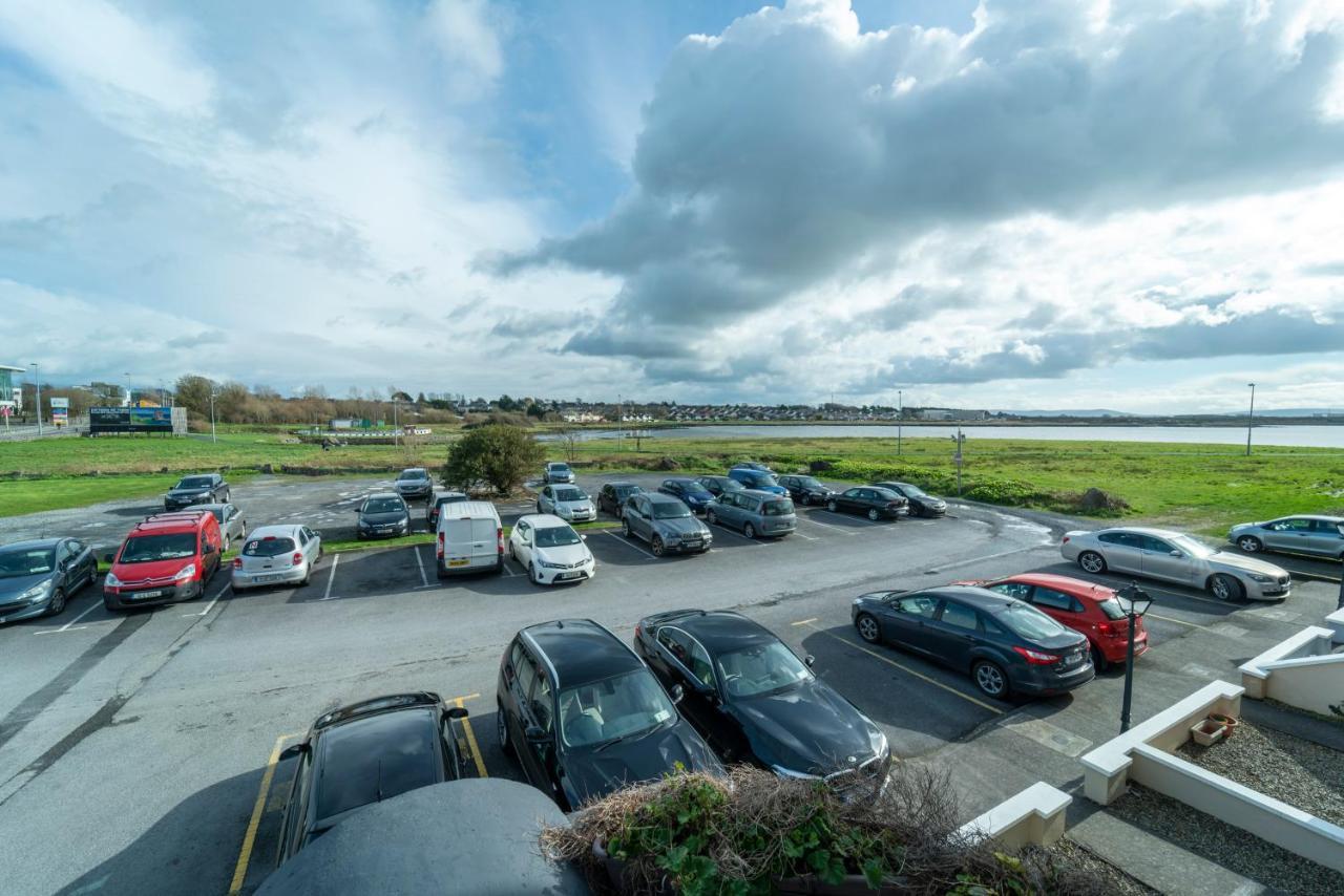 Stylish, Spacious 3 Bedroom Townhouse Galway